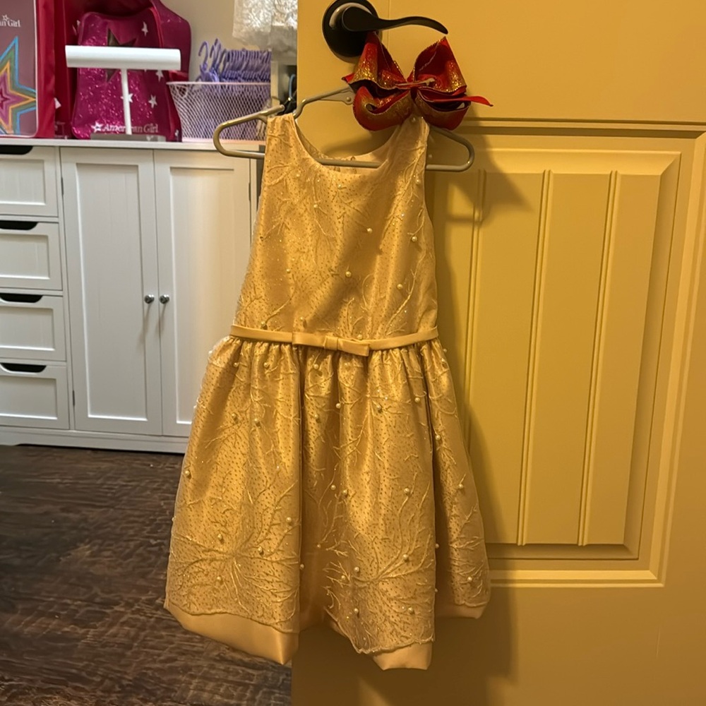Sweet kid’s dress